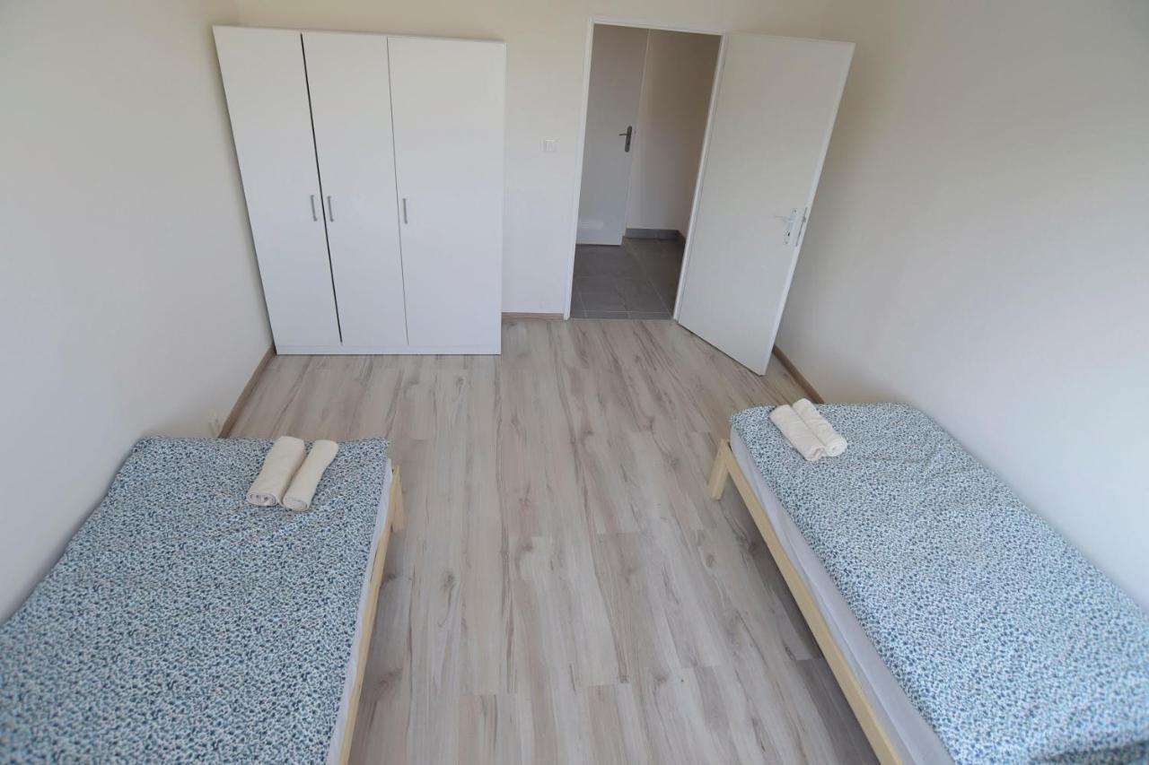 Apartman Karviná Apartment Bagian luar foto