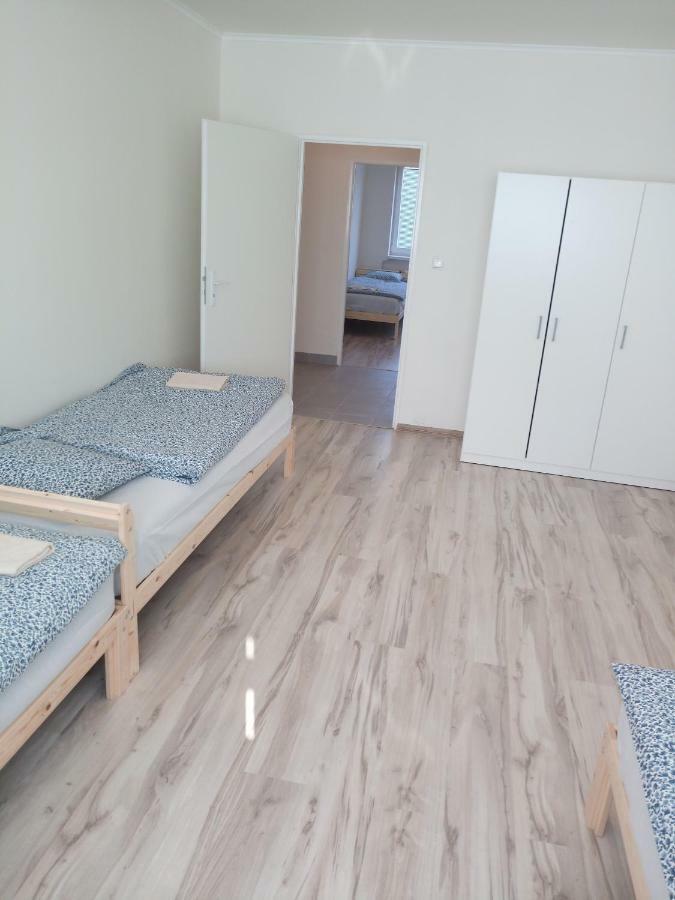 Apartman Karviná Apartment Bagian luar foto